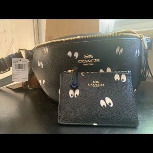 Coach Disney limited SnowWhite Spooky 👀 Fanpack🔥